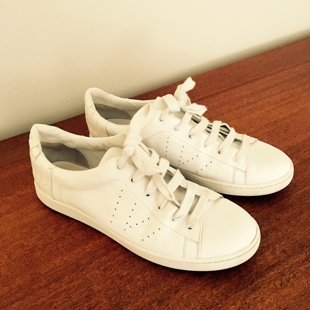 VINCE SNEAKERS